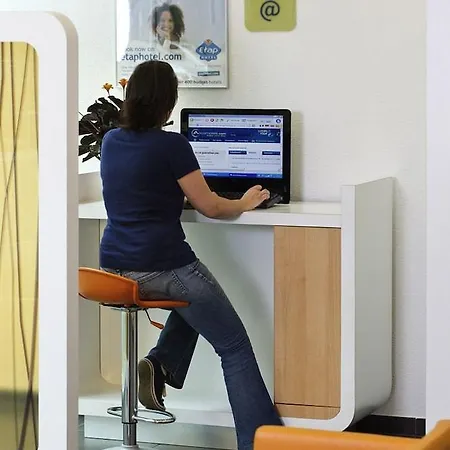 Отель Ibis Budget Station